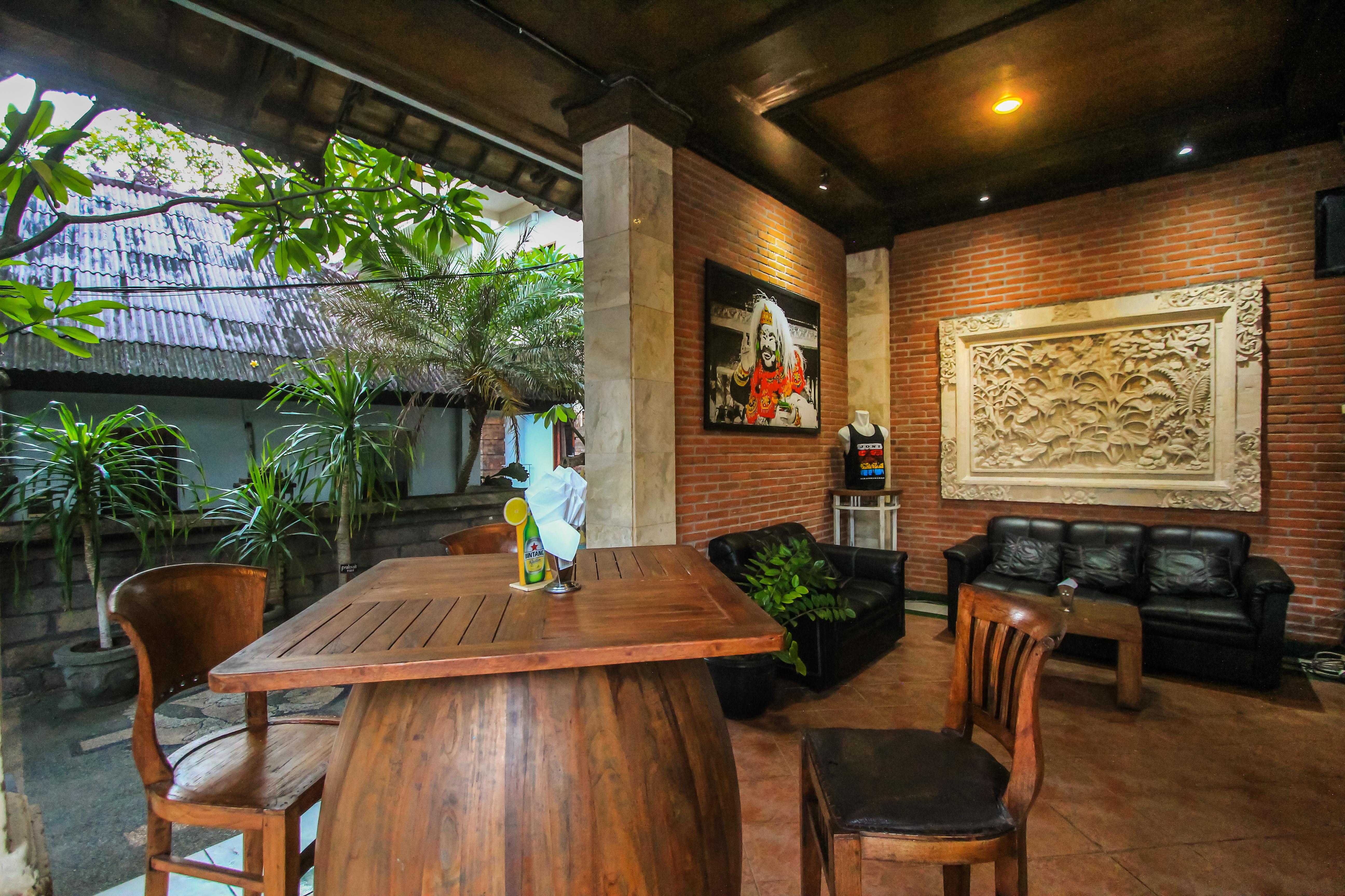 Legian Village Hotel - CHSE Certified Esterno foto