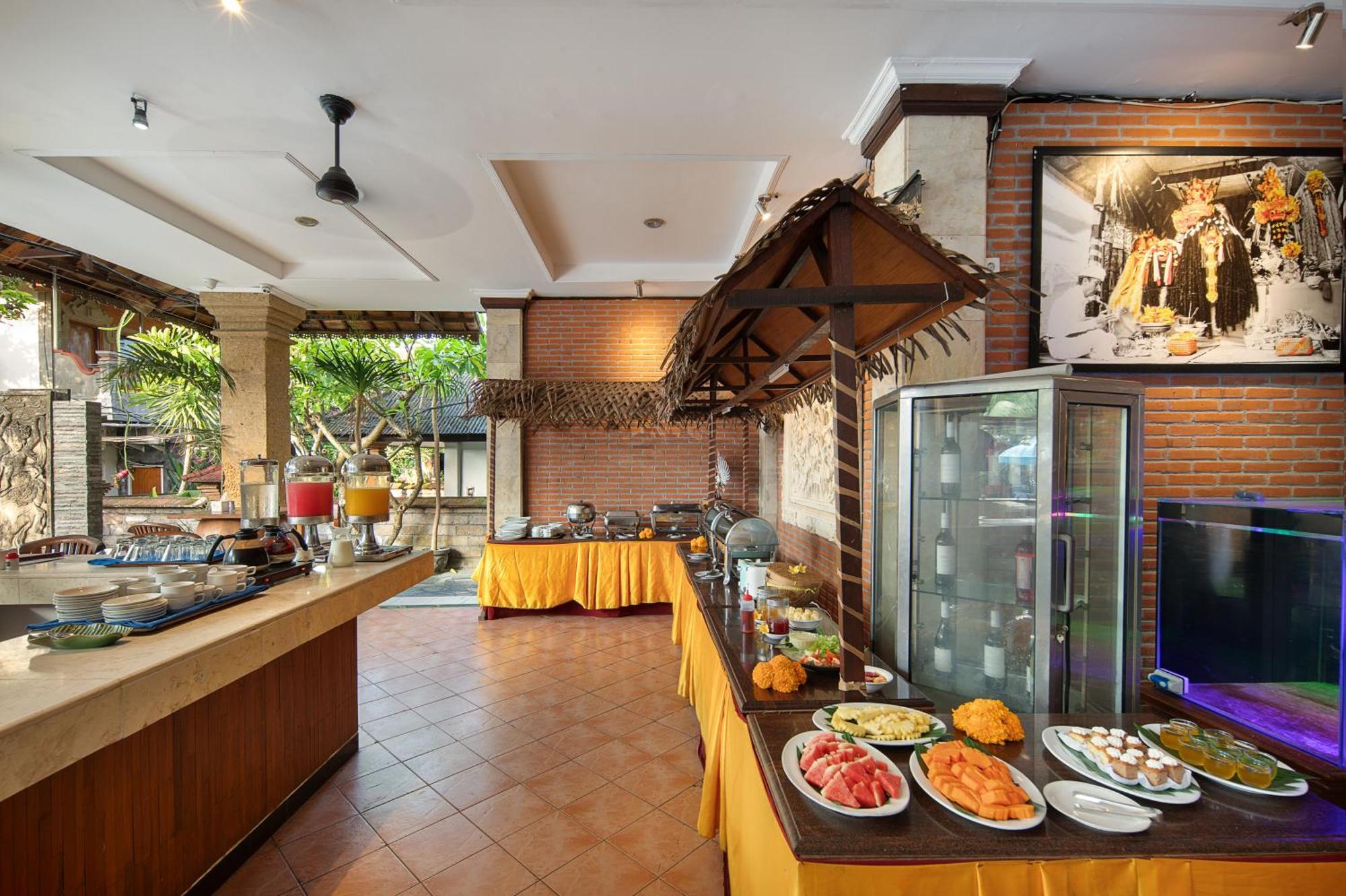 Legian Village Hotel - CHSE Certified Esterno foto