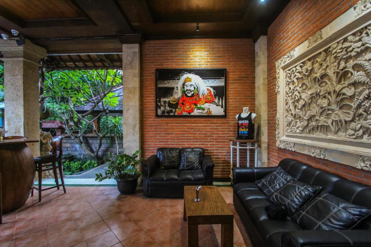 Legian Village Hotel - CHSE Certified Esterno foto